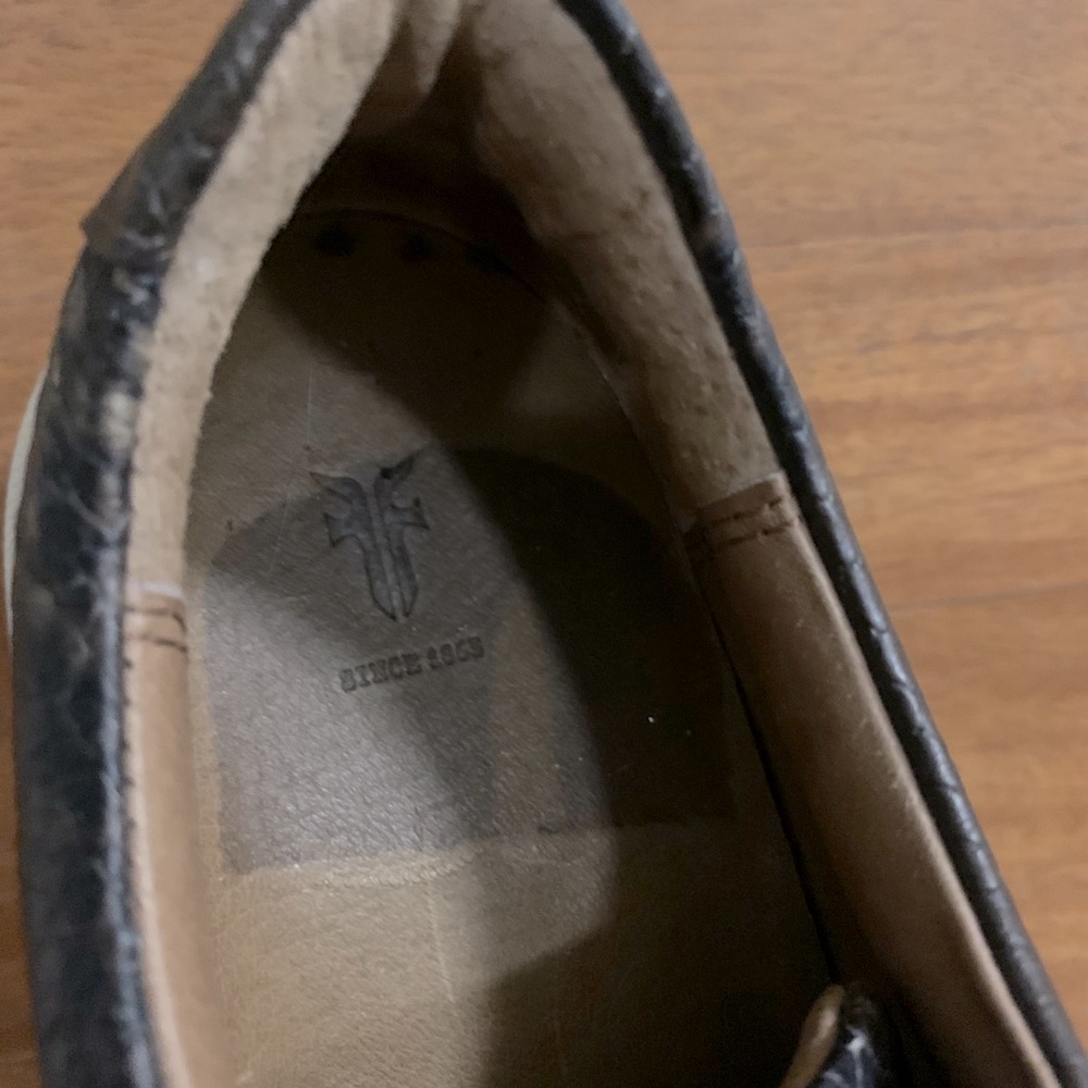 Frye - Picture 5 of 5